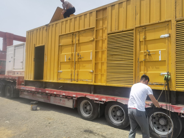 城区发电机出租100KW发电机需要什么规格的电缆线？